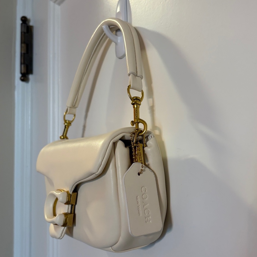 NWOT 🌲 Coach Pillow Tabby Crossbody/Handbag in Soft Marshmallow Leather - Picture 6 of 13